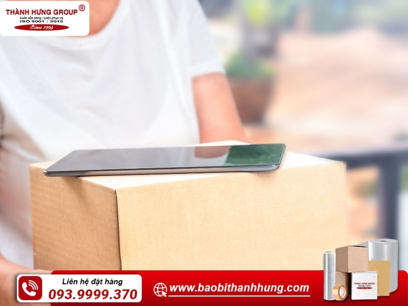 Hộp carton có trọng lượng nhẹ dễ dàng vận chuyển