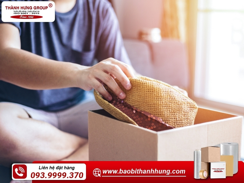 Hộp carton đựng mũ thời trang