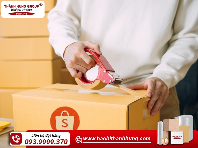 Thùng carton tiêu chuẩn đóng gói hàng Shopee.